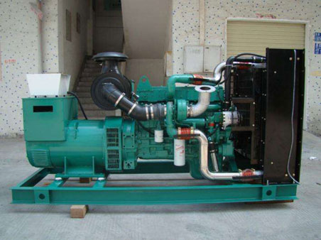 滨城1100kw康明斯柴油发电机组图片 滨城1100kw康明斯柴油发电机组图片